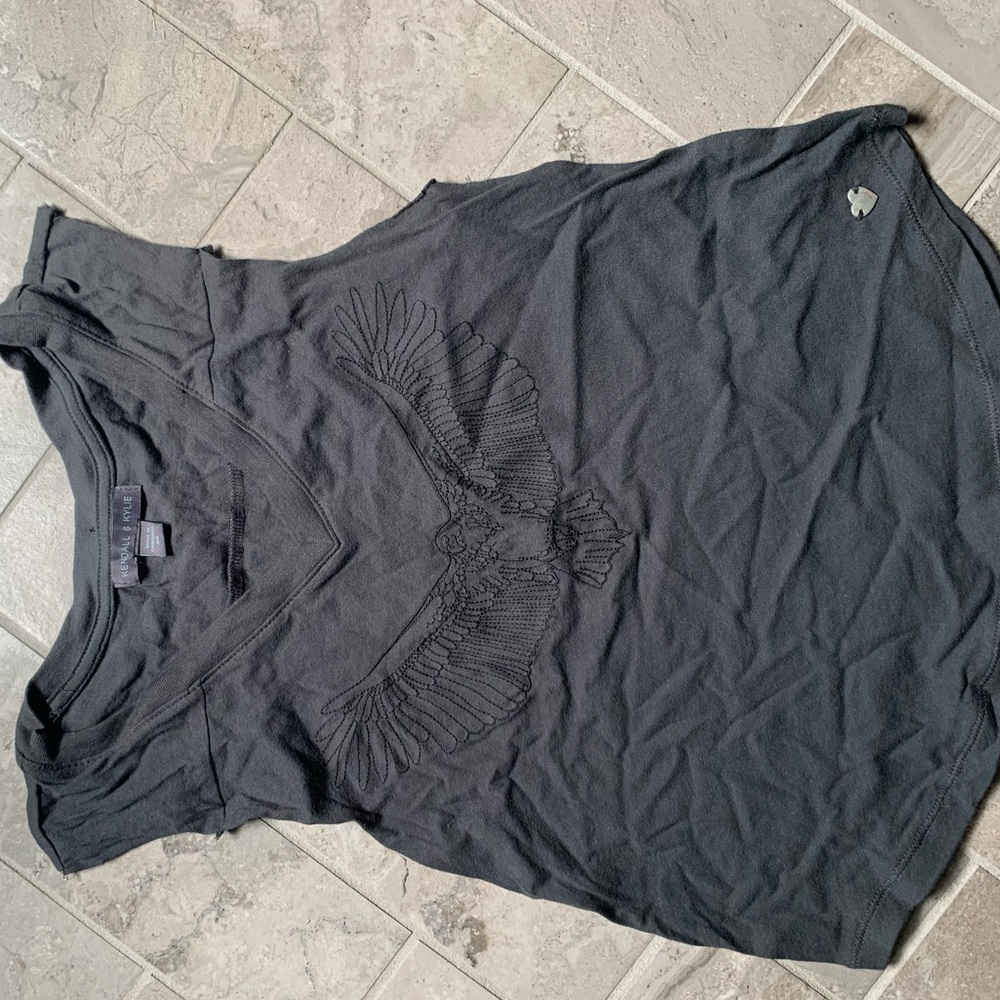 Sleeveless top